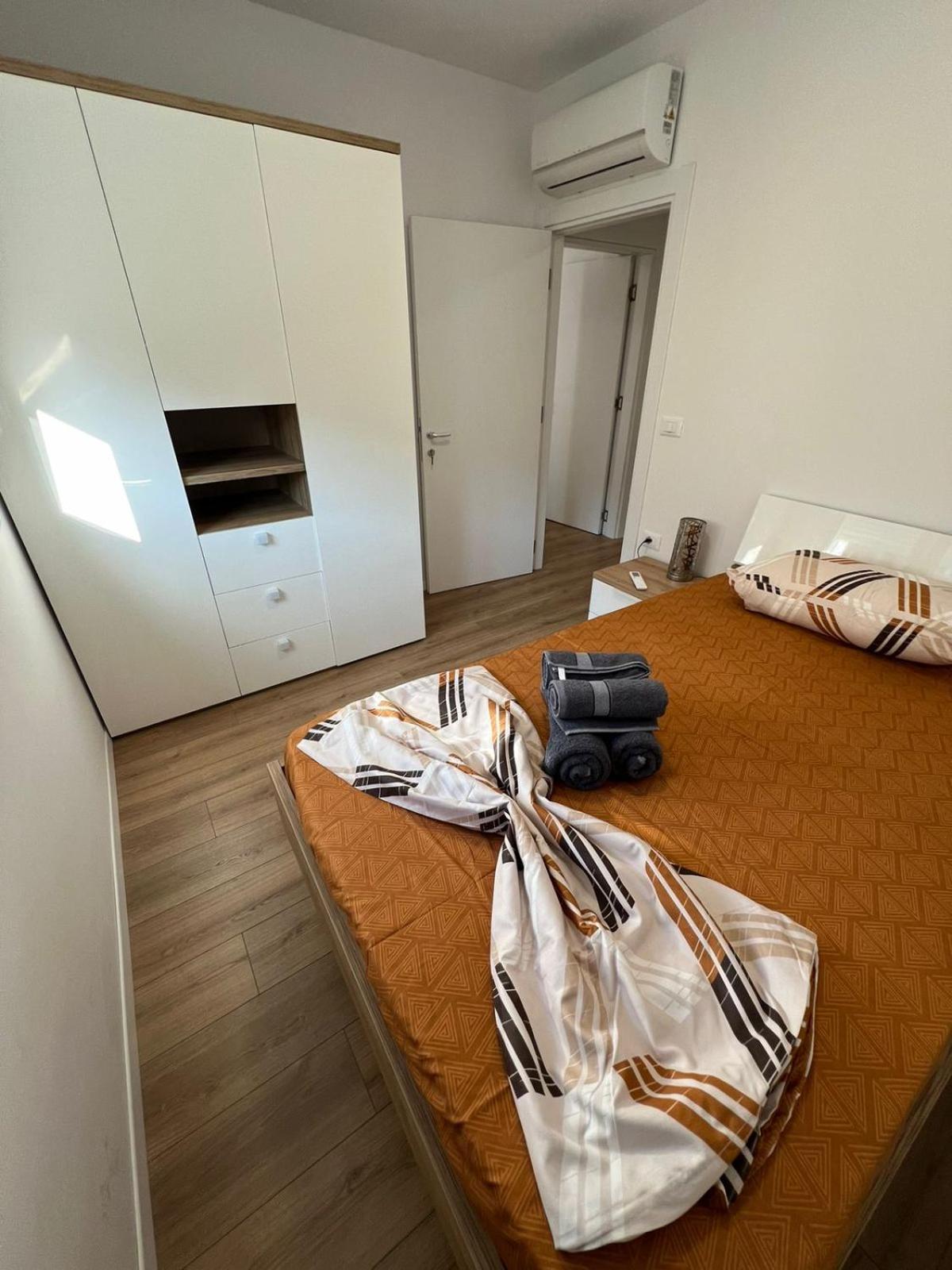 Old Bazaar Apartament Тирана Экстерьер фото